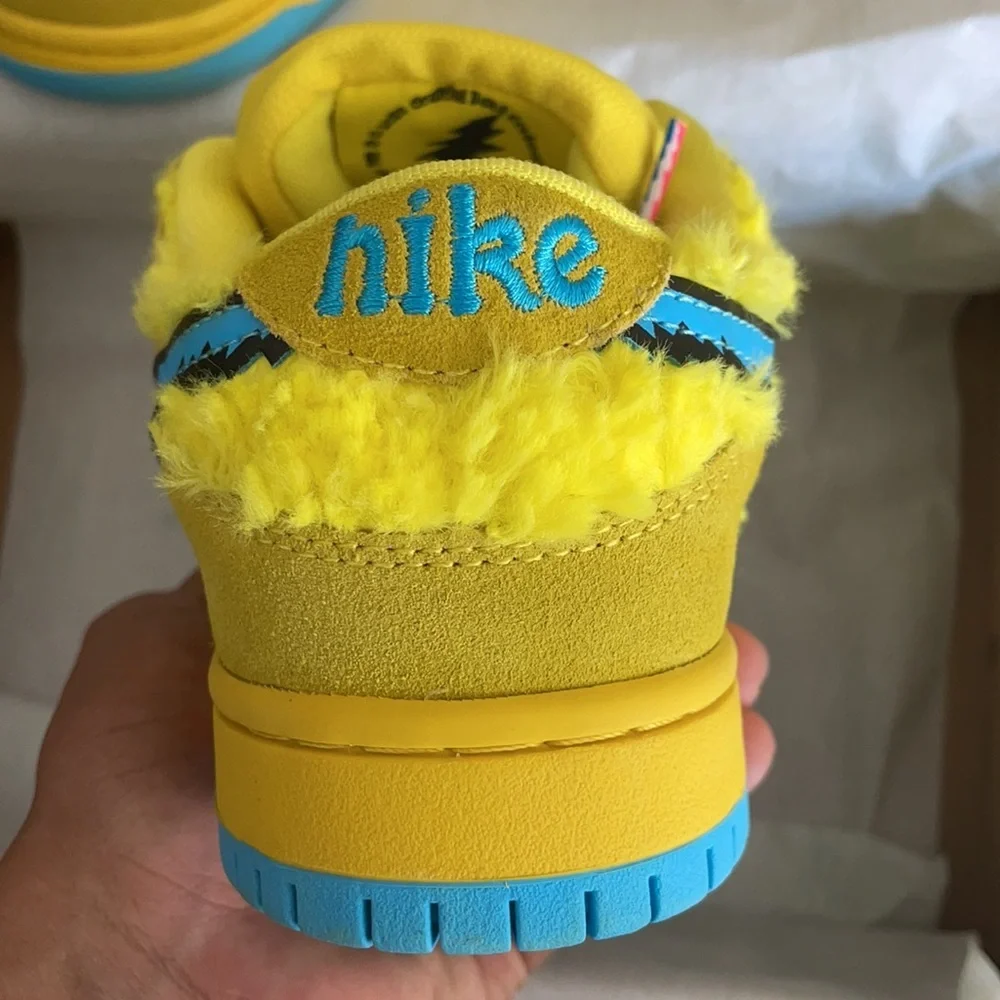 Nike eye catching